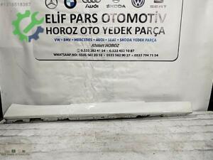 BMW F22 BEYAZ SAĞ MARŞPİYEL KAPLAMASI