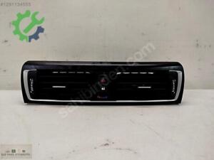 BMW F22 ORTA KALORİFER IZGARASI