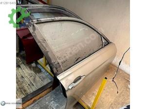 BMW F30 A83 GRİ SAĞ ÖN KAPI HATASIZ BOYASIZ ORJİNAL