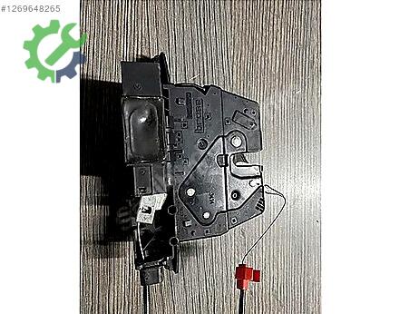 BMW 3 Serisi Bagaj Kilidi çıkma parça