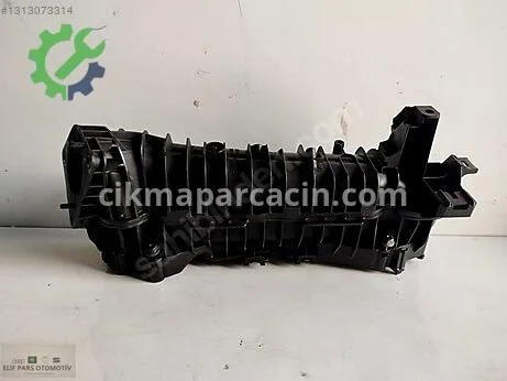 BMW 3 Serisi Emme Manifoldu çıkma parça