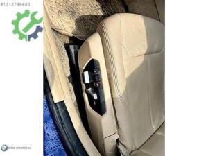 BMW F30 KOLTUK YAN MOD TUŞLARI MAKYAJLI LCİ HAFIZALI