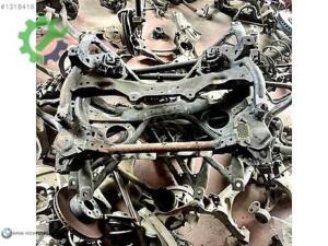 BMW F30 N13 MOTOR TRAVERSİ 3.20İ 3.16İ ORJİNAL