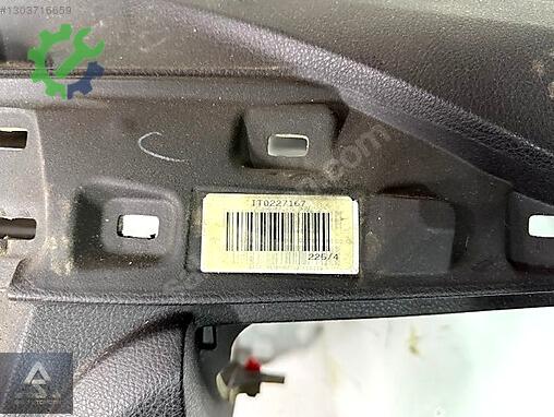 BMW 3 Serisi Torpido çıkma parça