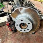 BMW F30 SAĞ ÖN KALİPER XDRİVE TAŞIYICI SALINCAK