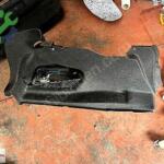 BMW F30 SOL BAGAJ HALISI KAPLAMASI BAKALİT