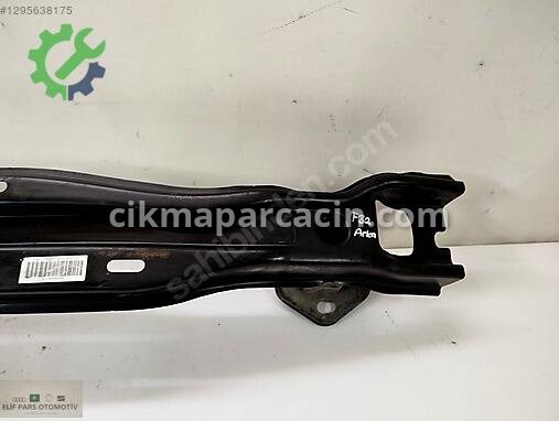 BMW 3 Serisi Arka Tampon Demiri çıkma parça