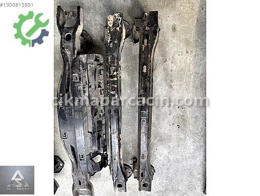 BMW 4 Serisi Arka Tampon Demiri çıkma parça