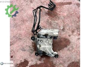BMW G30 5.20i ABS BEYNİ ABS BORUSU