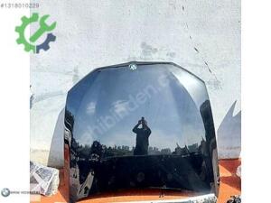 BMW G30 DÜZ SİYAH KAPUT 668 SİYAH