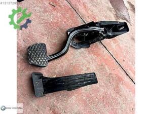 BMW G30 GAZ PEDALI FREN PEDALI ORJİNAL