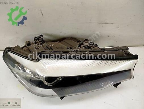 BMW 5 Serisi Sağ Ön Far çıkma parça