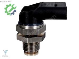 BMW ORİJİNAL M47N2,M57N2,M67 BASINÇ SEZİCİSİ 13537787167