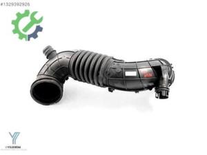 BMW ORİJİNAL N47N TEMİZ HAVA BORUSU 13717810745