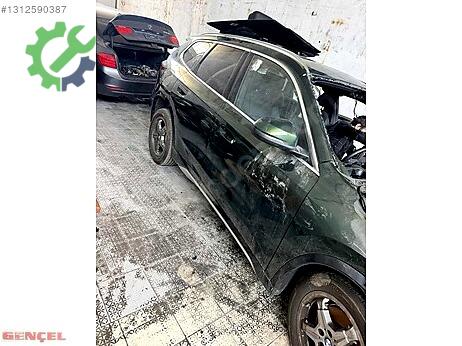 BMW X1 Sağ Ön Kapı çıkma parça