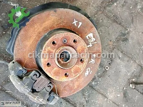 BMW X1 Sağ Ön Taşıyıcı çıkma parça