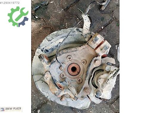 BMW X1 Sağ Ön Taşıyıcı çıkma parça