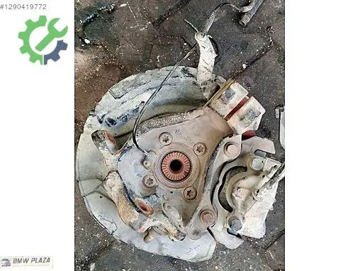 BMW X1 Sağ Ön Taşıyıcı çıkma parça