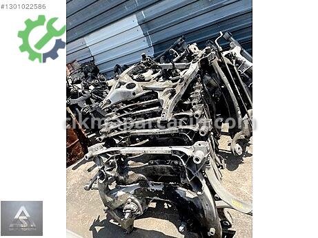 BMW X1 Travers çıkma parça