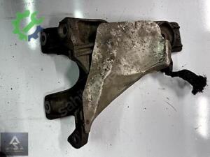 BMW X3 SAĞ MOTOR KULAĞI ÇIKMA ORJ 13807410
