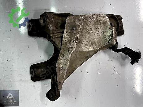 BMW X3 Motor Takozu & Kulağı çıkma parça