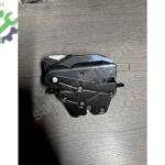 BMW X5 BAGAJ KİLİDİ 7111008