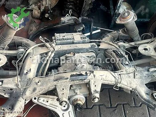 BMW X5 Arka Dingil çıkma parça