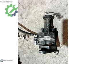 BMW X5 N57 LH2114859 DİREKSİYON POMPASI 4.4l