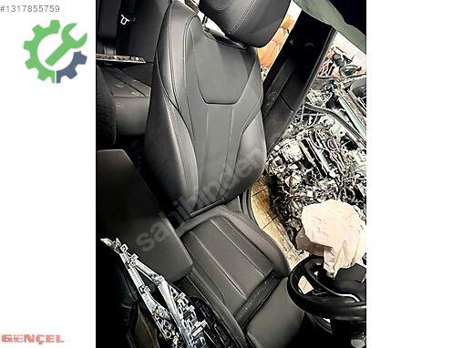 BMW 3 Serisi Bagaj Plastiği çıkma parça