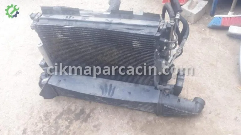 Chrysler 300C Radyatör Seti çıkma parça