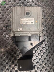 CHRYSLER 300 C MOTOR BEYNİ 0281013771