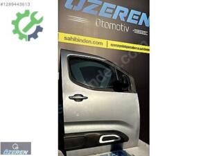 CİTROEN BERLİNGO 2022 SAĞ ÖN KAPI ÖZEREN YEDEK PARÇA 05301368927