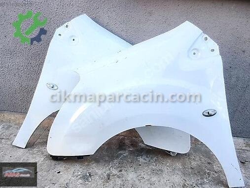 Citroen Berlingo Sağ Ön Çamurluk çıkma parça