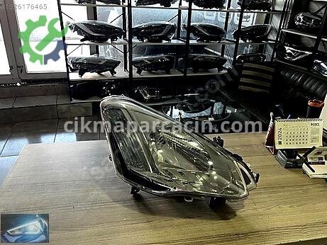 Citroen Berlingo Sağ Ön Far çıkma parça