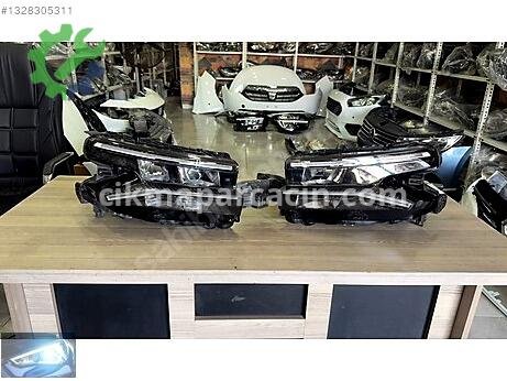 Citroen C5 AirCross Sağ Ön Far çıkma parça