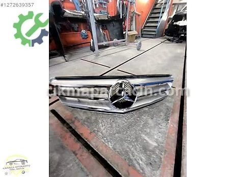 Mercedes-Benz C Ön Panjur çıkma parça