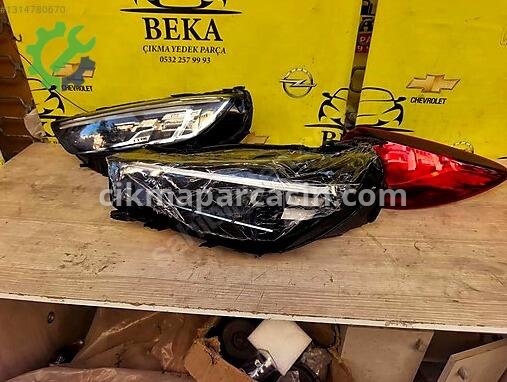 Opel Insignia Sol Ön Far çıkma parça