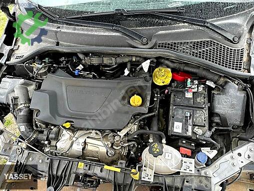 Fiat Egea Kaput çıkma parça