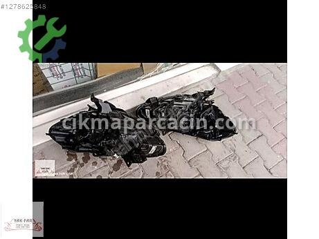 Renault Clio Far Kasası çıkma parça