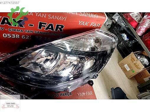 Renault Clio Sağ Ön Far çıkma parça