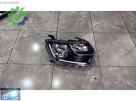 Dacia Duster Sağ Ön Far çıkma parça
