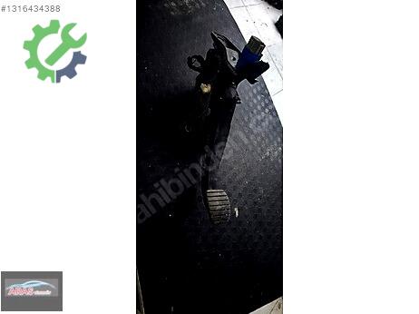 Dacia Sandero Pedal çıkma parça