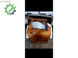 Dacia Duster sağ arka kapı