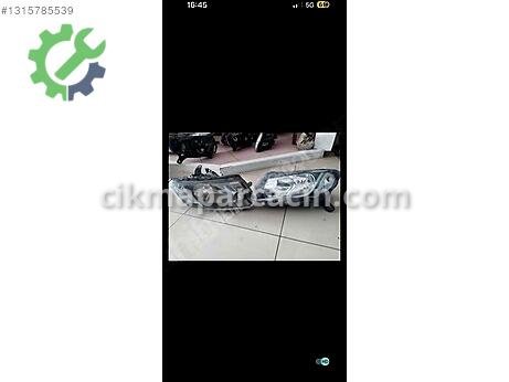 Dacia Sandero Sağ Ön Far çıkma parça