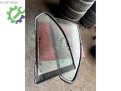 BMW 3 Serisi Kelebek Camı çıkma parça