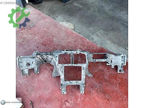 BMW X5 Torpido çıkma parça