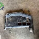 E90 E92 E93 7059287 TORPİDO ALT PLASTİĞİ ALT BRAKETİ