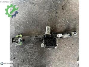 E90 SAĞ ARKA CAM KRİKOSU 1060079