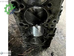 F10 5.25 184 HP STD BLOK GÖMLEK ARASI ERİMİŞ