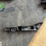 F10 SOL ARKA TAMPON BRAKETİ 7204021
